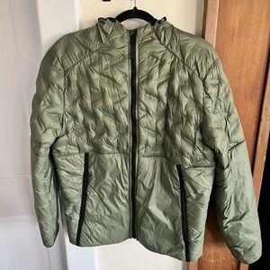 Men’s Old Navy packable light jacket Size Medium